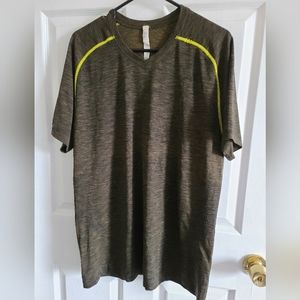 Lululemon mens vent tee v-neck